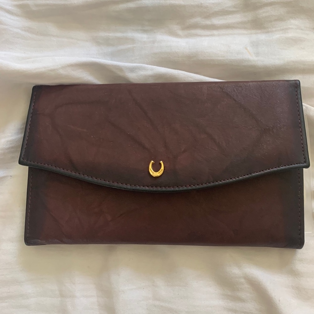New ladies wallet. leather.